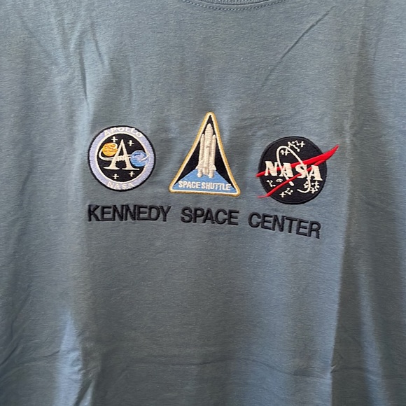 NASA Kennedy Space Center Shirt. New with Tags. Men’s t-shirt. Medium - Picture 2 of 5